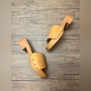 Dirty Laundry Heidi Slide Sandal in Natural